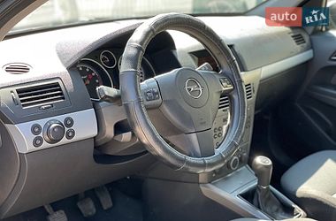 Хетчбек Opel Astra 2006 в Бердичеві