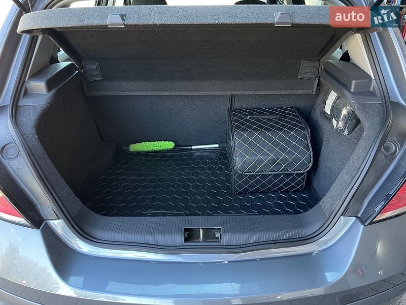 Хетчбек Opel Astra 2006 в Бердичеві