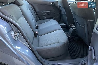 Хетчбек Opel Astra 2006 в Бердичеві