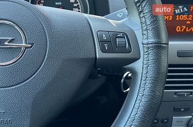Хетчбек Opel Astra 2006 в Бердичеві