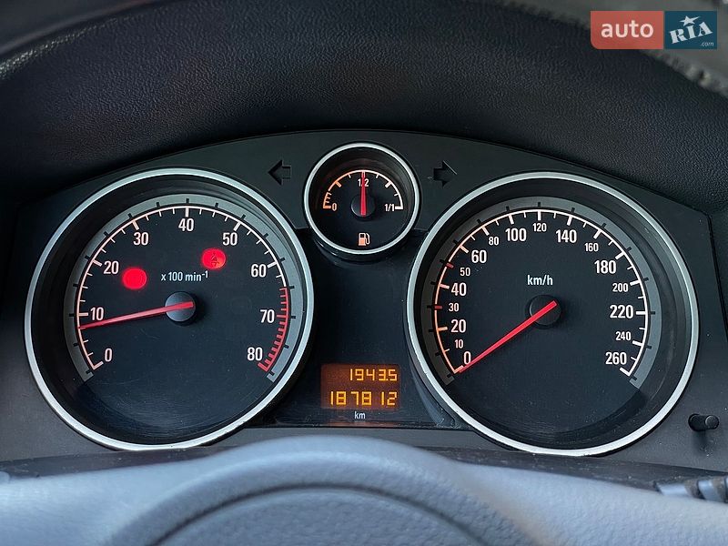 Хетчбек Opel Astra 2006 в Бердичеві