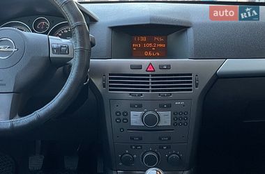 Хетчбек Opel Astra 2006 в Бердичеві