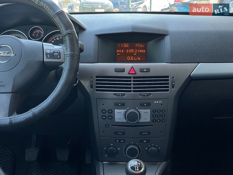 Хетчбек Opel Astra 2006 в Бердичеві
