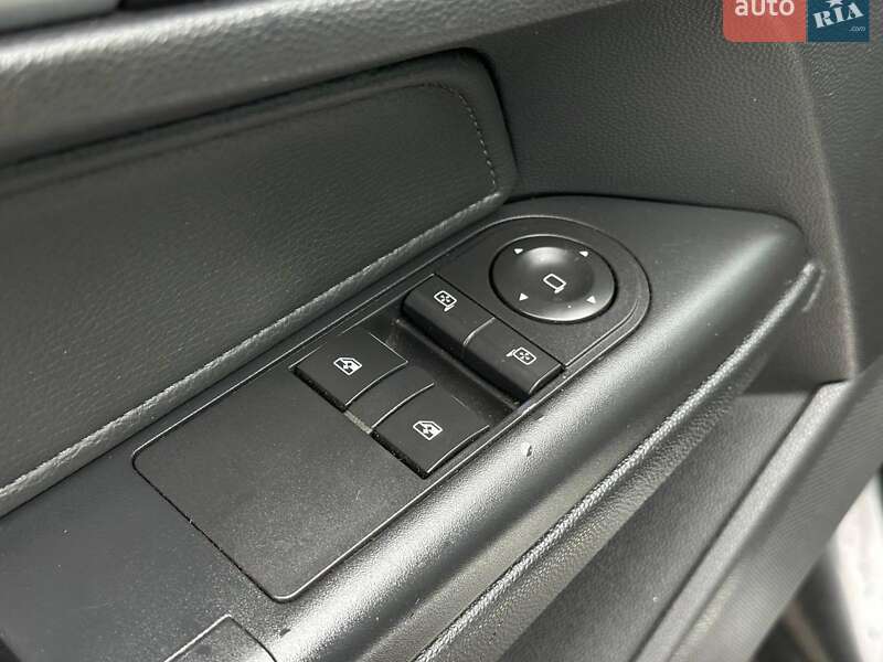 Универсал Opel Astra 2010 в Львове