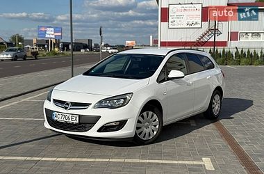 Универсал Opel Astra 2014 в Луцке