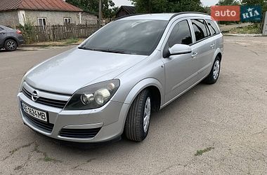 Универсал Opel Astra 2005 в Львове
