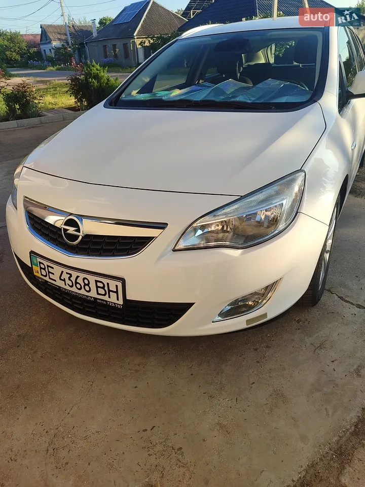 2010 Opel Astra - мініатюра 14