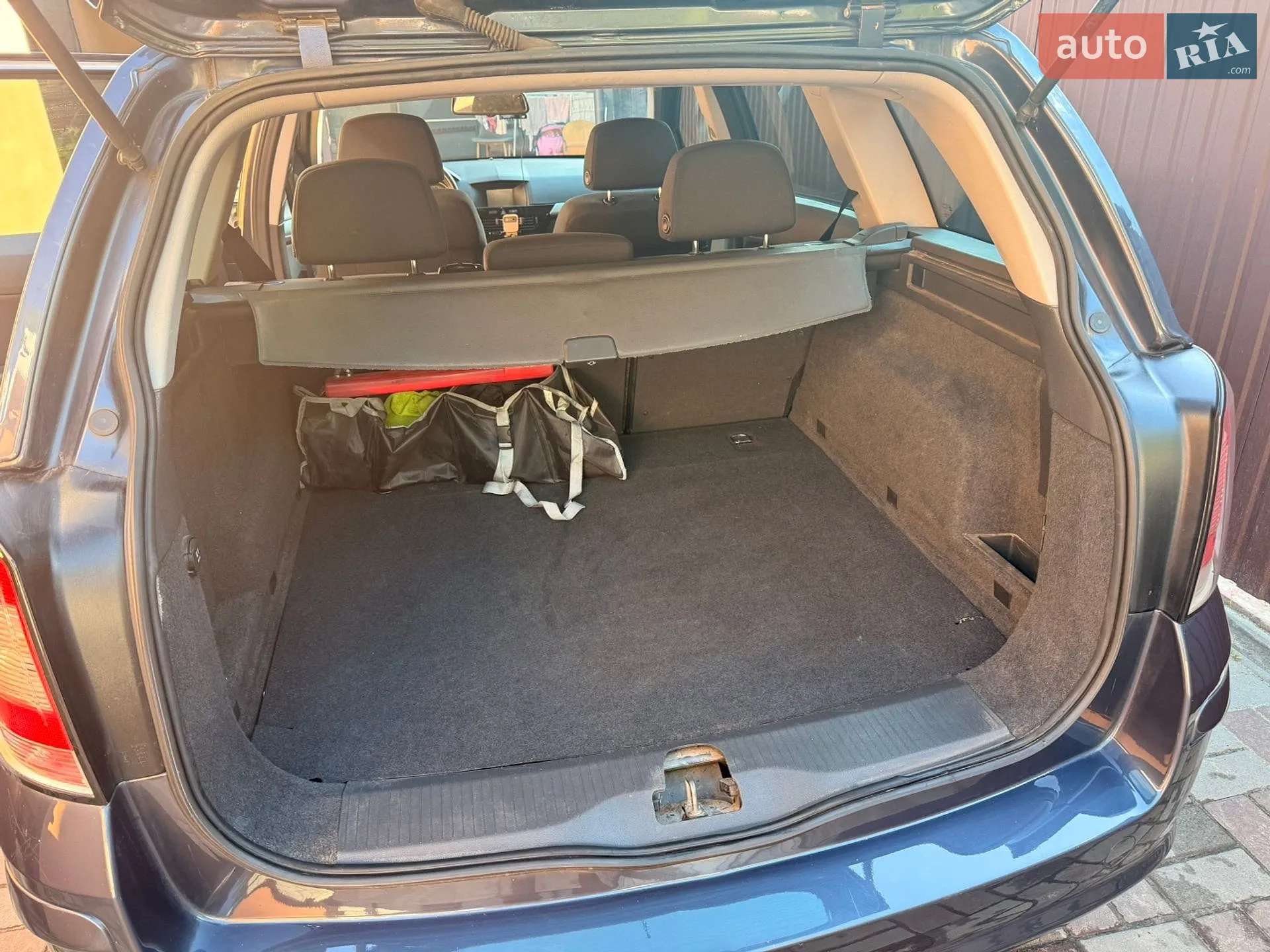2010 Opel Astra - мініатюра 10