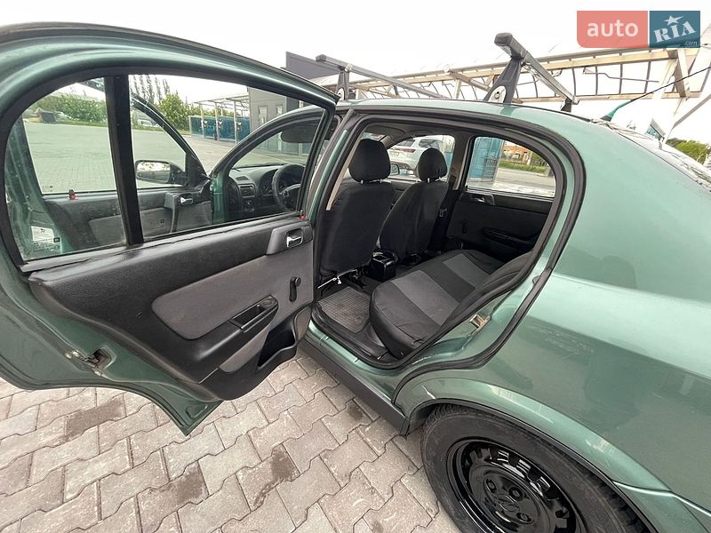 Седан Opel Astra 2007 в Николаеве
