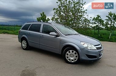 Универсал Opel Astra 2008 в Виньковцах