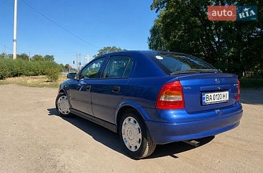 Хэтчбек Opel Astra 2002 в Кропивницком