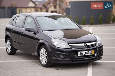 Хэтчбек Opel Astra 2009 в Киеве