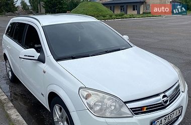 Універсал Opel Astra 2009 в Золотоноші