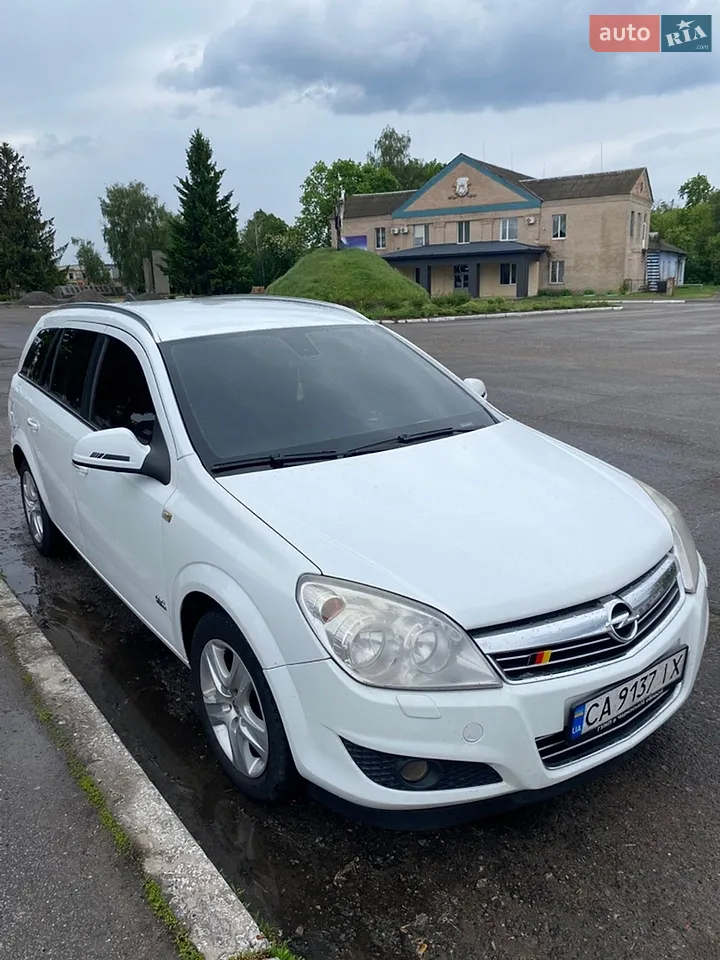 2010 Opel Astra - мініатюра 25