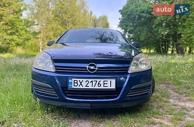 Хэтчбек Opel Astra 2004 в Софиевской Борщаговке