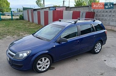 Универсал Opel Astra 2006 в Новых Петровцах
