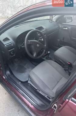 Седан Opel Astra 2008 в Тернополі