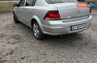 Седан Opel Astra 2008 в Киеве