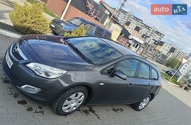 Універсал Opel Astra 2011 в Хмельницькому