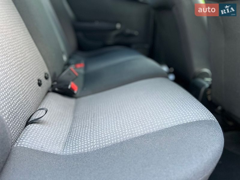 Универсал Opel Astra 2005 в Вапнярке