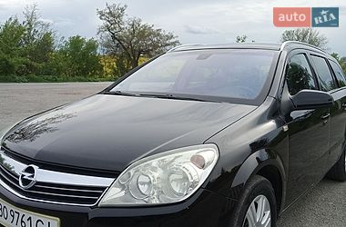 Універсал Opel Astra 2007 в Тернополі