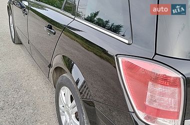 Універсал Opel Astra 2007 в Тернополі