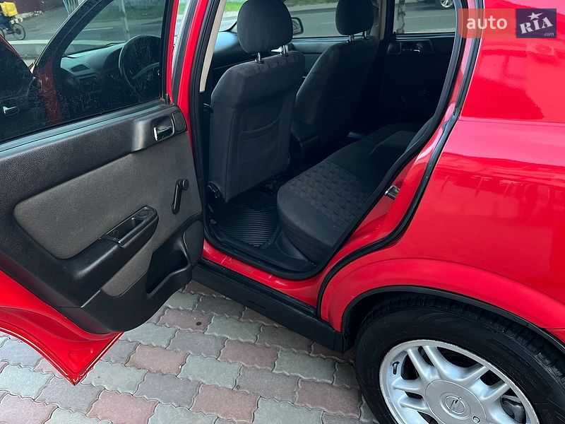 Седан Opel Astra 2002 в Ровно