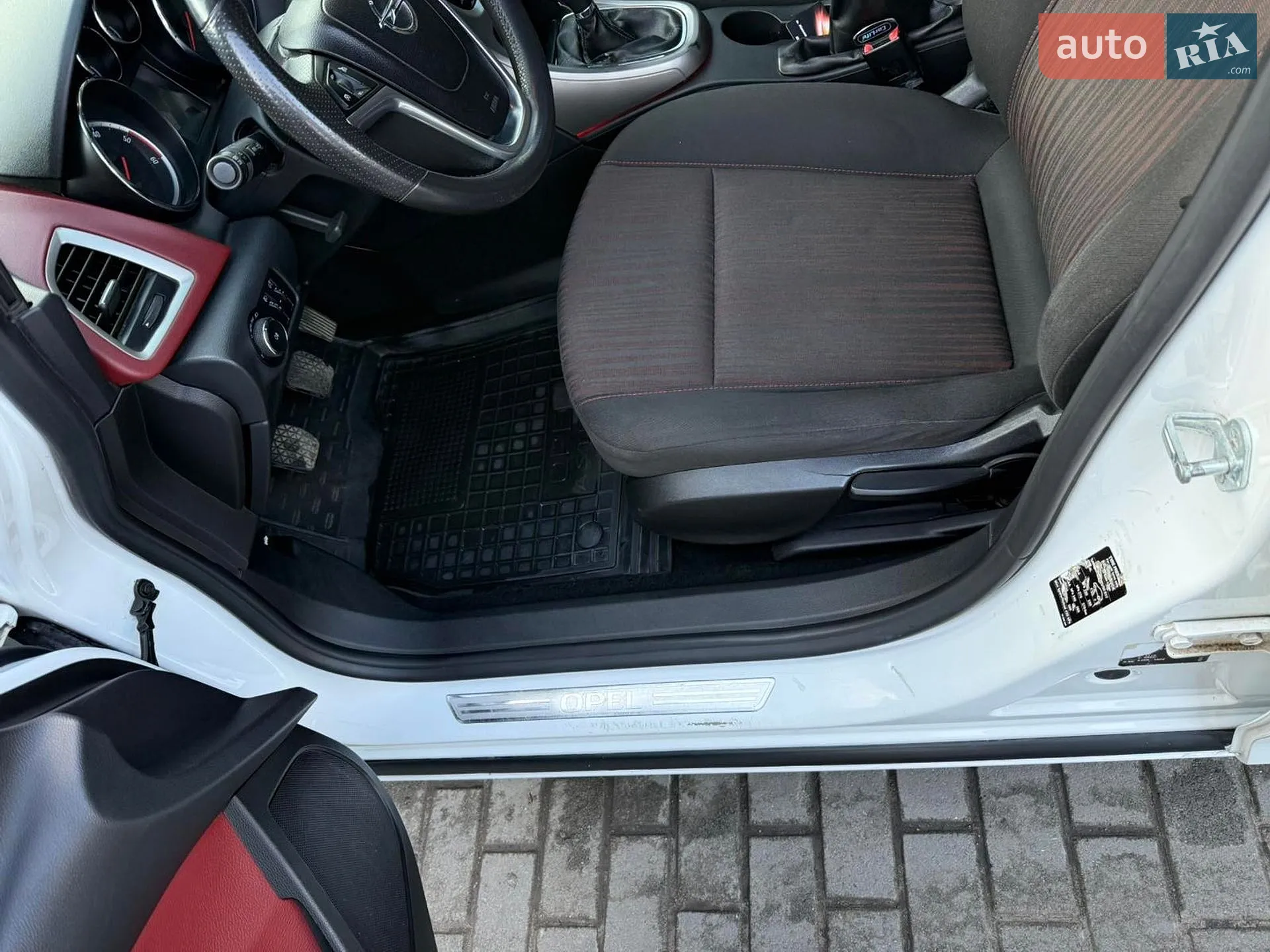 2010 Opel Astra - мініатюра 17