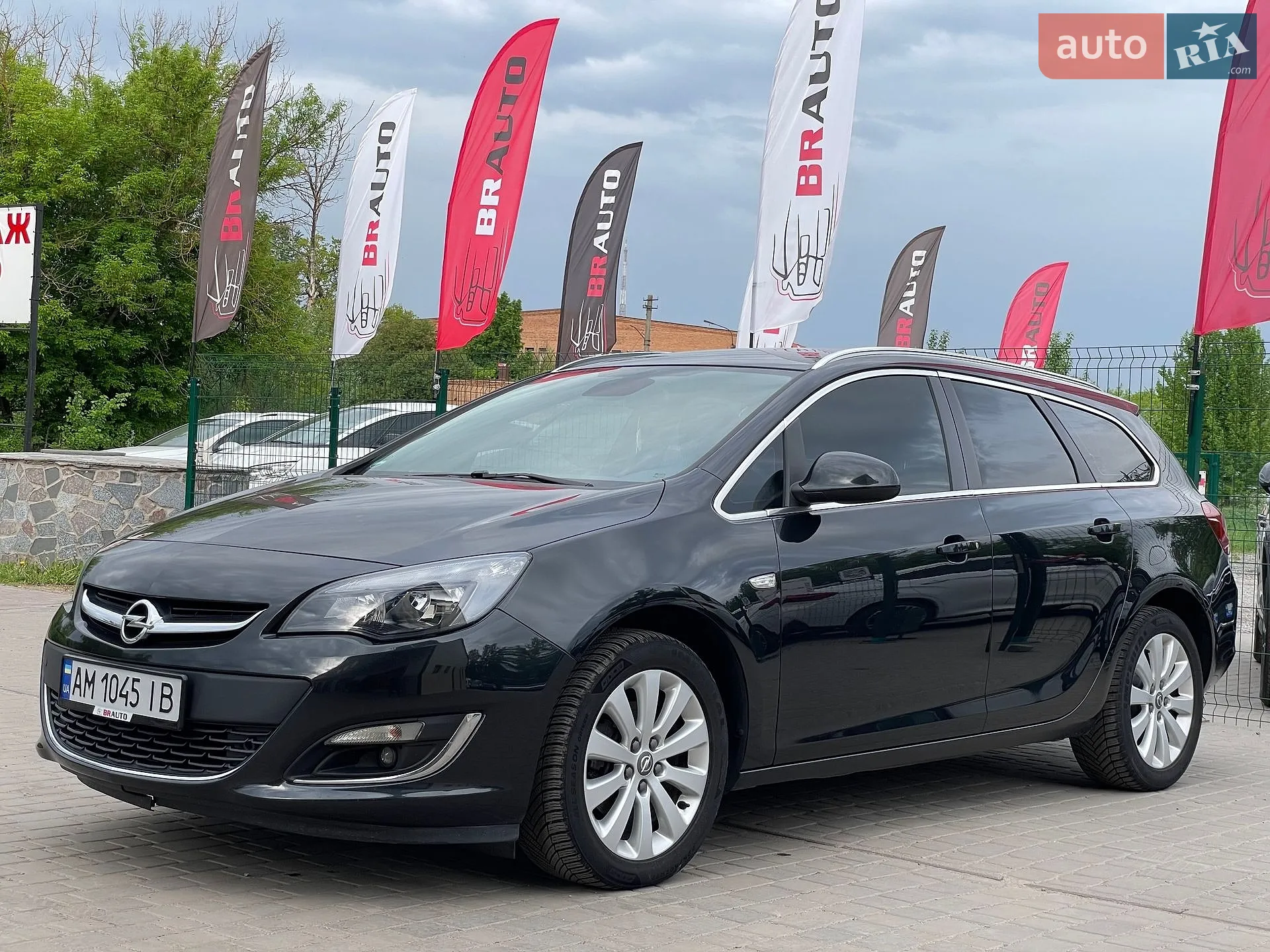 2014 Opel Astra - фото 1