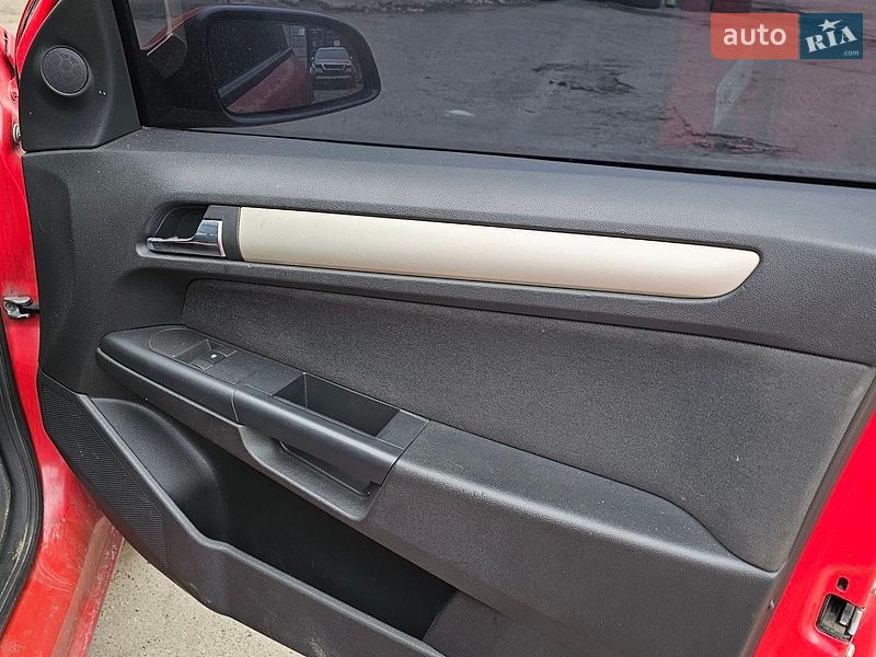 Хэтчбек Opel Astra 2008 в Киеве фото 23 Хэтчбек Opel Astra 2008 в Киеве