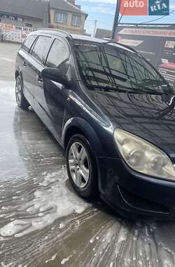 Универсал Opel Astra 2009 в Луцке