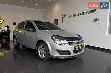 Хэтчбек Opel Astra 2005 в Львове