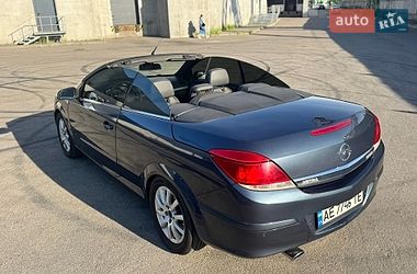 Кабріолет Opel Astra 2008 в Києві фото 17 Кабріолет Opel Astra 2008 в Києві