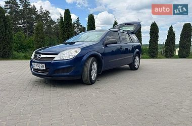Универсал Opel Astra 2009 в Бучаче