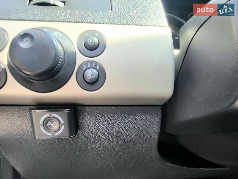 Седан Opel Astra 2008 в Кривом Роге фото 19 Седан Opel Astra 2008 в Кривом Роге