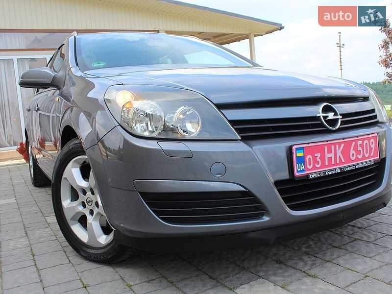 Универсал Opel Astra 2006 в Трускавце