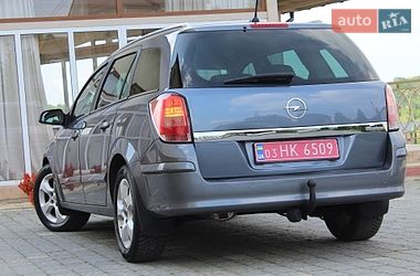 Универсал Opel Astra 2006 в Трускавце