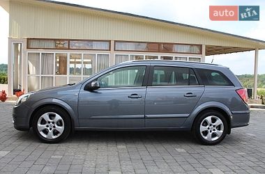 Универсал Opel Astra 2006 в Трускавце