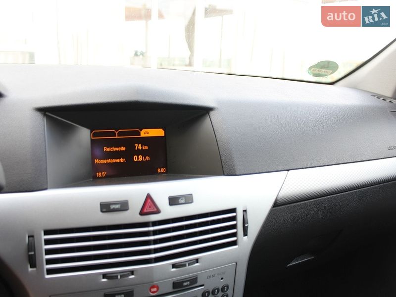 Универсал Opel Astra 2006 в Трускавце