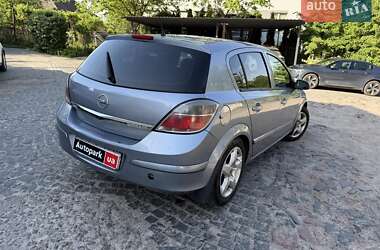 Хэтчбек Opel Astra 2007 в Киеве