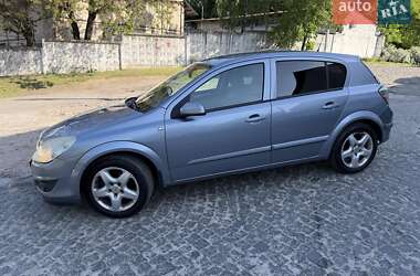 Хэтчбек Opel Astra 2007 в Киеве