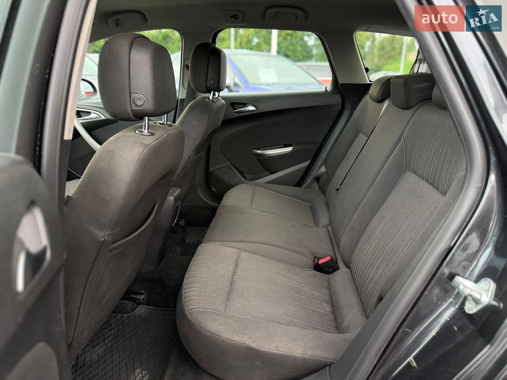 2011 Opel Astra - мініатюра 17