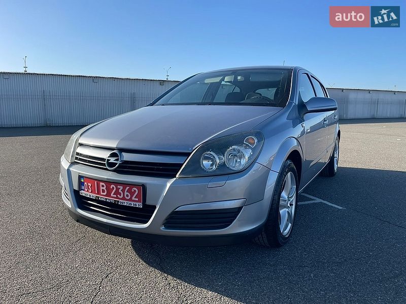 Хэтчбек Opel Astra 2005 в Киеве