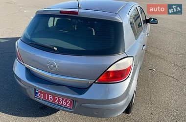 Хэтчбек Opel Astra 2005 в Киеве