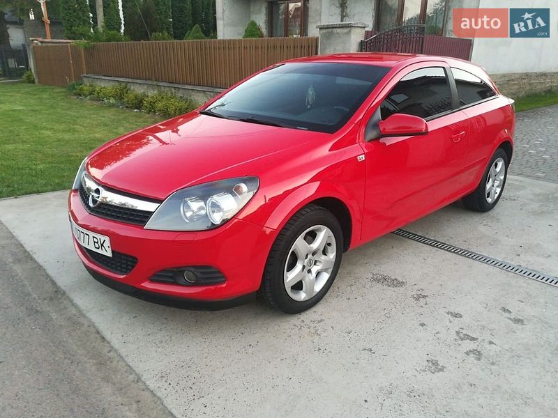 Хэтчбек Opel Astra 2008 в Берегово