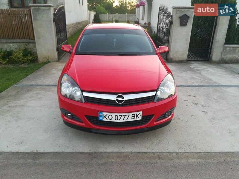 Хэтчбек Opel Astra 2008 в Берегово