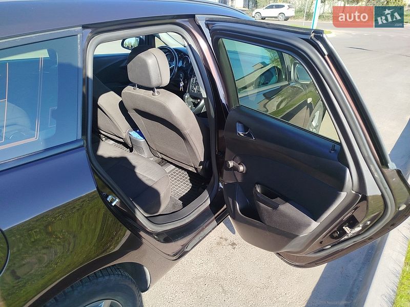 Универсал Opel Astra 2012 в Шостке