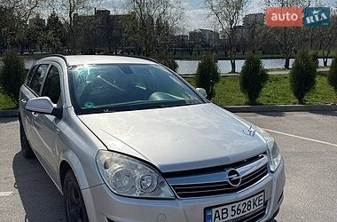 Універсал Opel Astra 2009 в Хмільнику