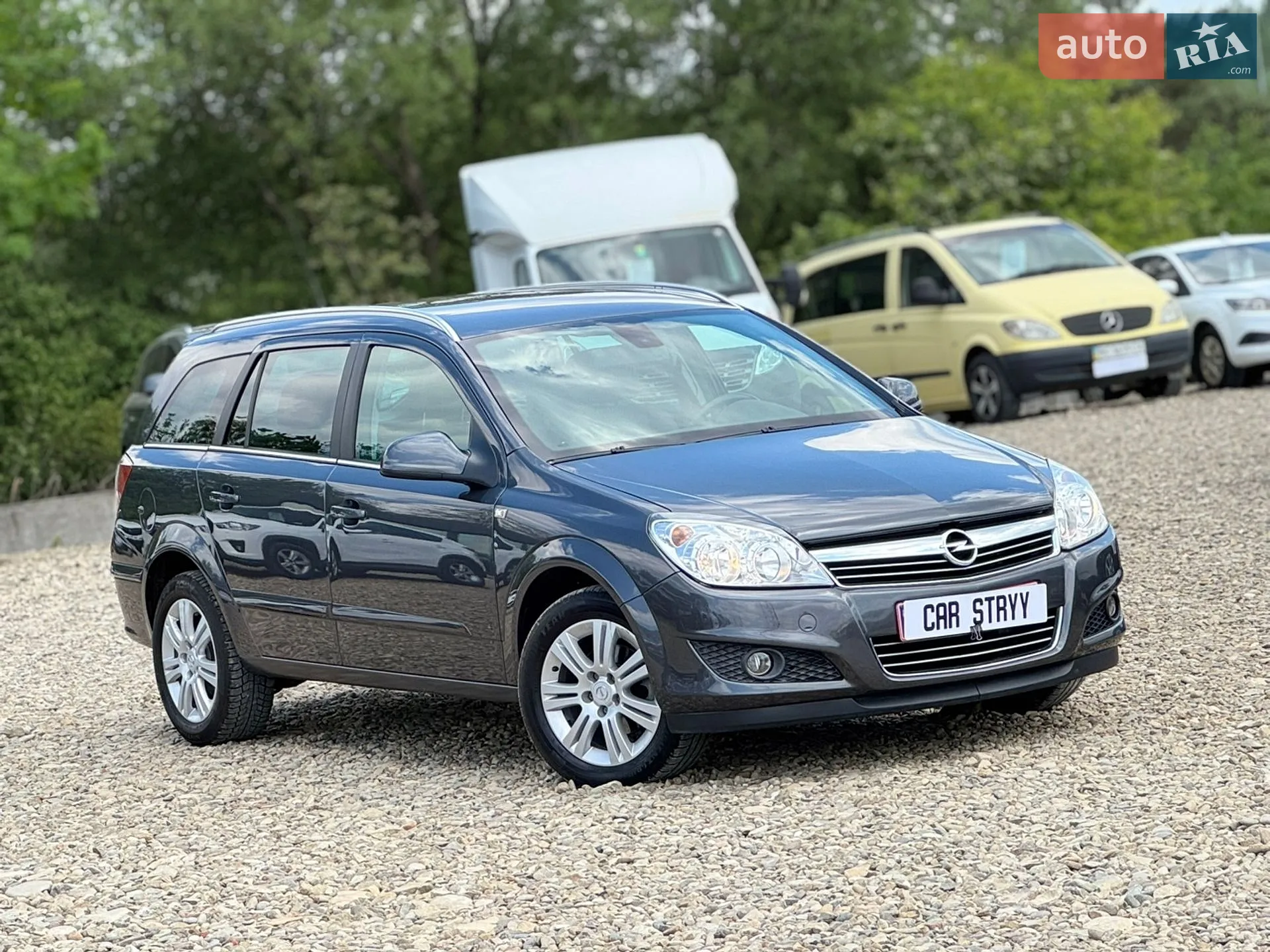 2010 Opel Astra - мініатюра 2