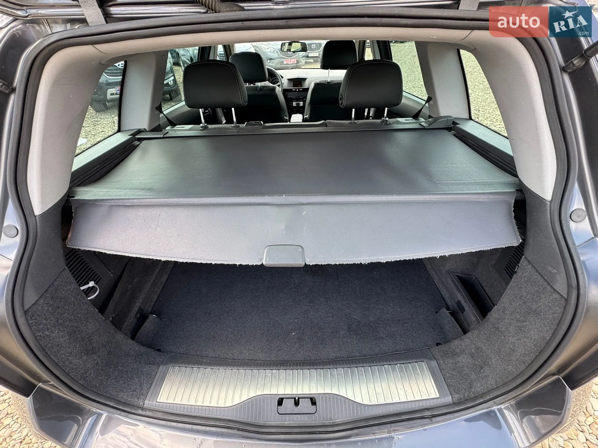 2010 Opel Astra - мініатюра 36